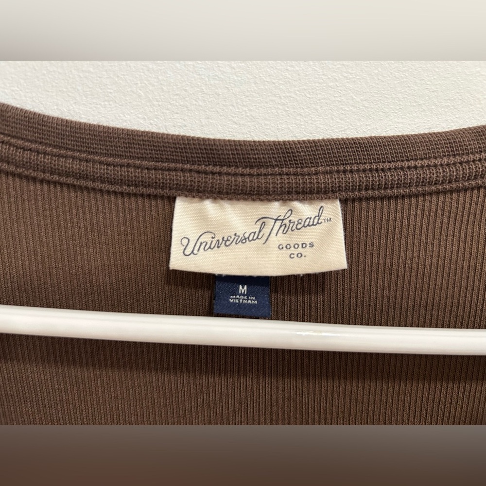 Brown Long Sleeve Ribbed Top - Picture 3 of 4